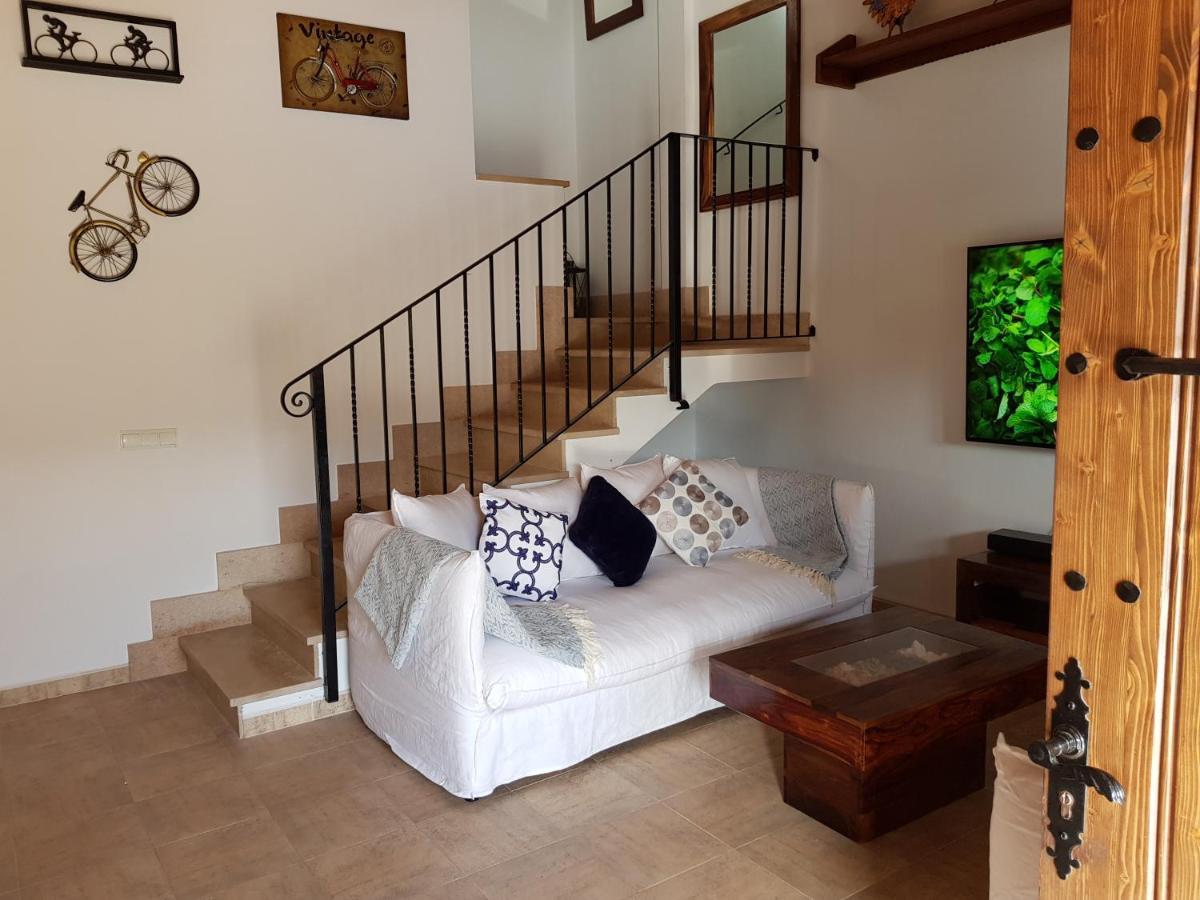 Villa Milagro - 3 Bedroom Finca Style Villa With Pool Near Golf Course/Beaches - Air Cond. Pollença Dış mekan fotoğraf