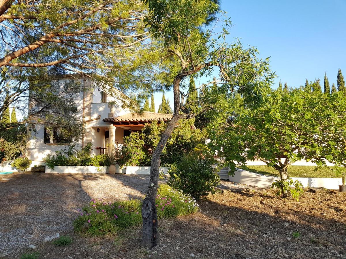 Villa Milagro - 3 Bedroom Finca Style Villa With Pool Near Golf Course/Beaches - Air Cond. Pollença Dış mekan fotoğraf