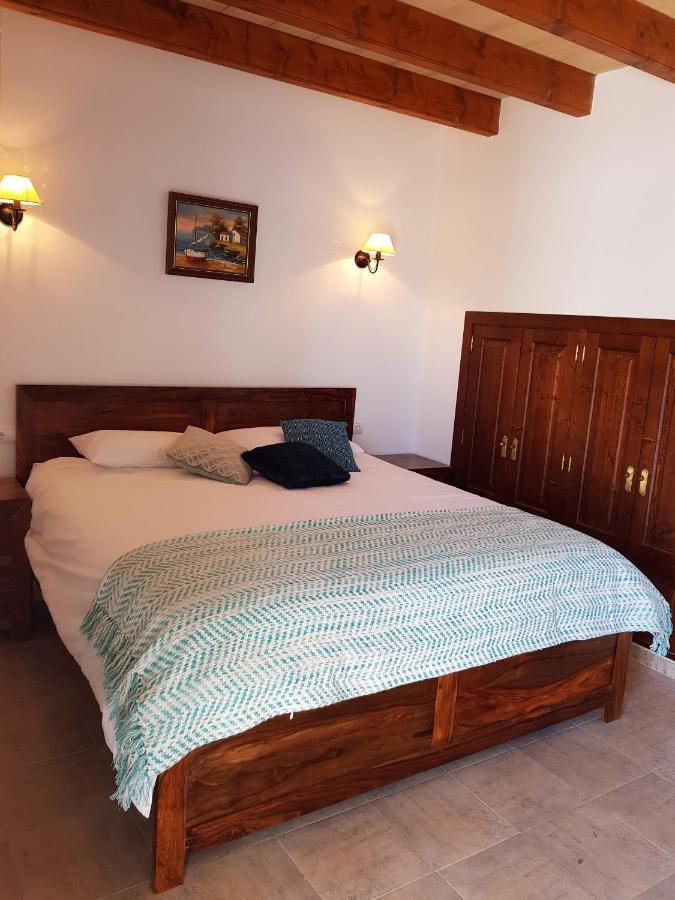 Villa Milagro - 3 Bedroom Finca Style Villa With Pool Near Golf Course/Beaches - Air Cond. Pollença Dış mekan fotoğraf